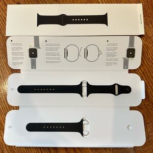 Apple Watch Black Spot Band 44mm